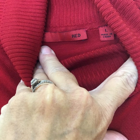 Red Brand Ribbed Knit Sweater - Picture 3 of 5
